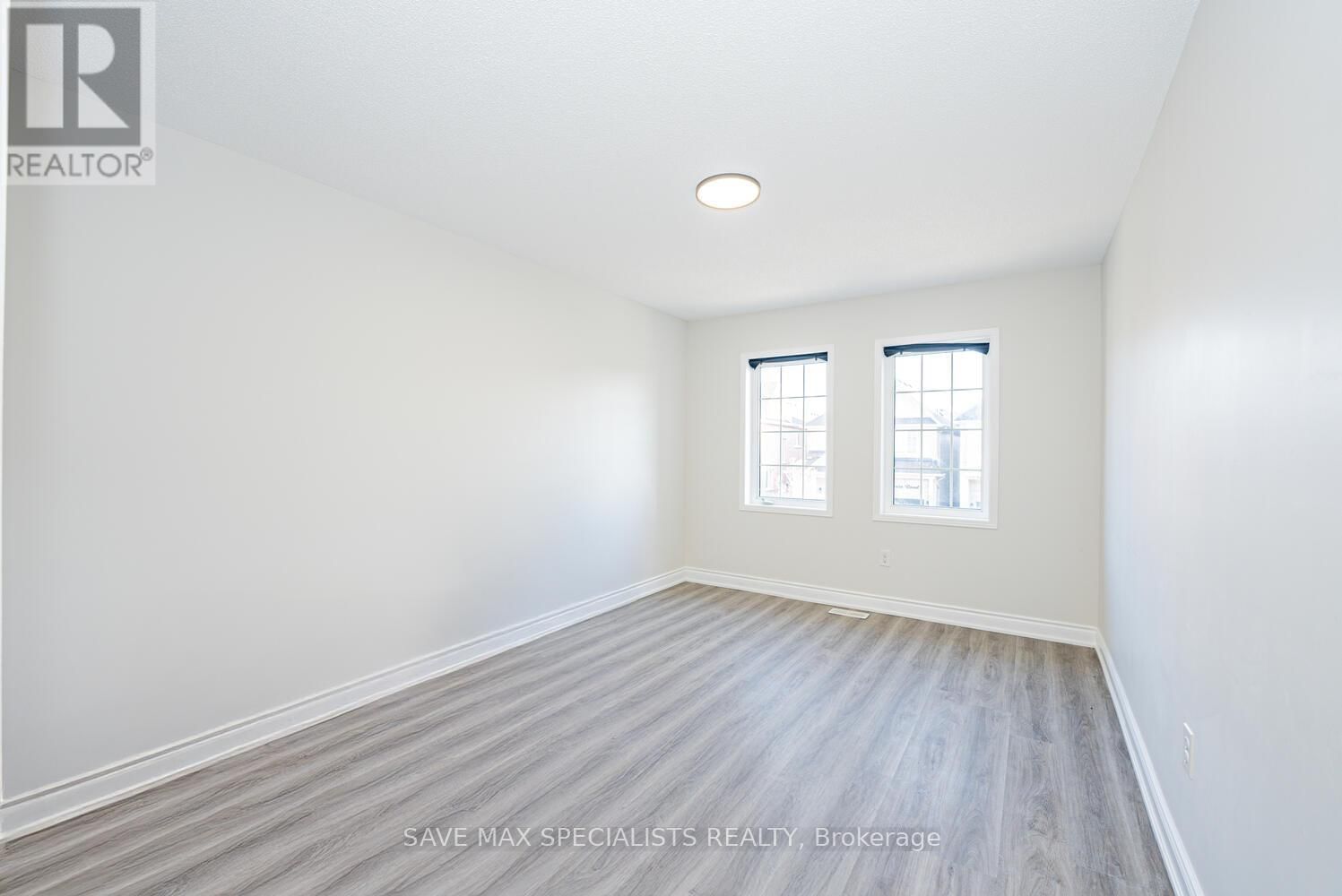 12 BAZIN ROAD Image 26