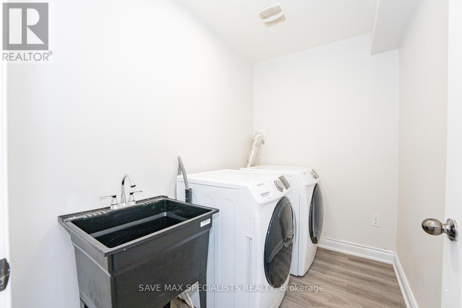 12 BAZIN ROAD Image 35