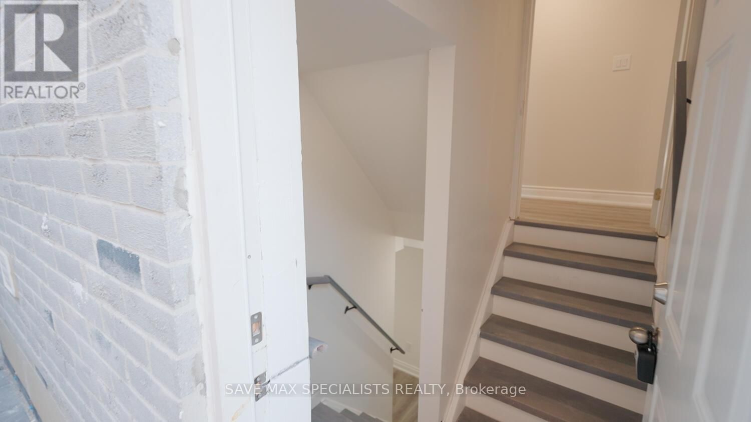 12 BAZIN ROAD Image 36