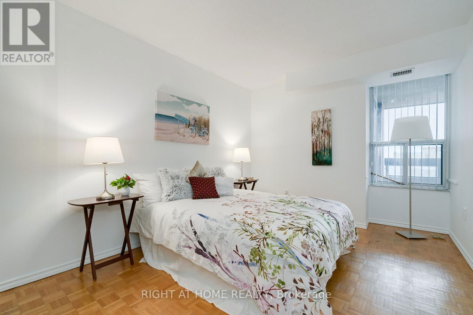608 - 2365 KENNEDY ROAD Image 14