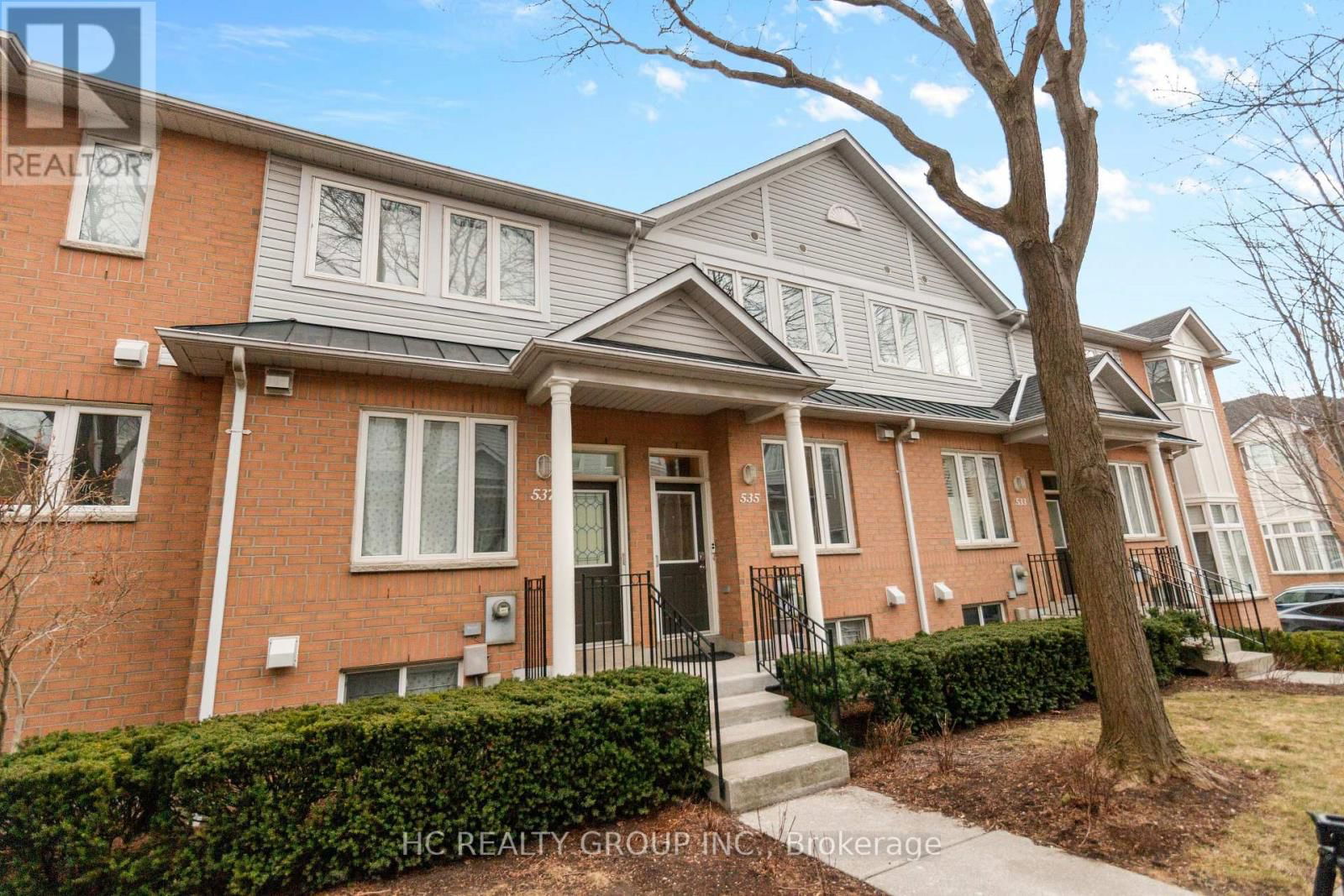 535 - 83 MONDEO DRIVE Image 1