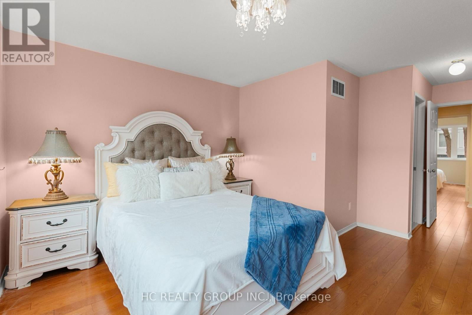535 - 83 MONDEO DRIVE Image 15