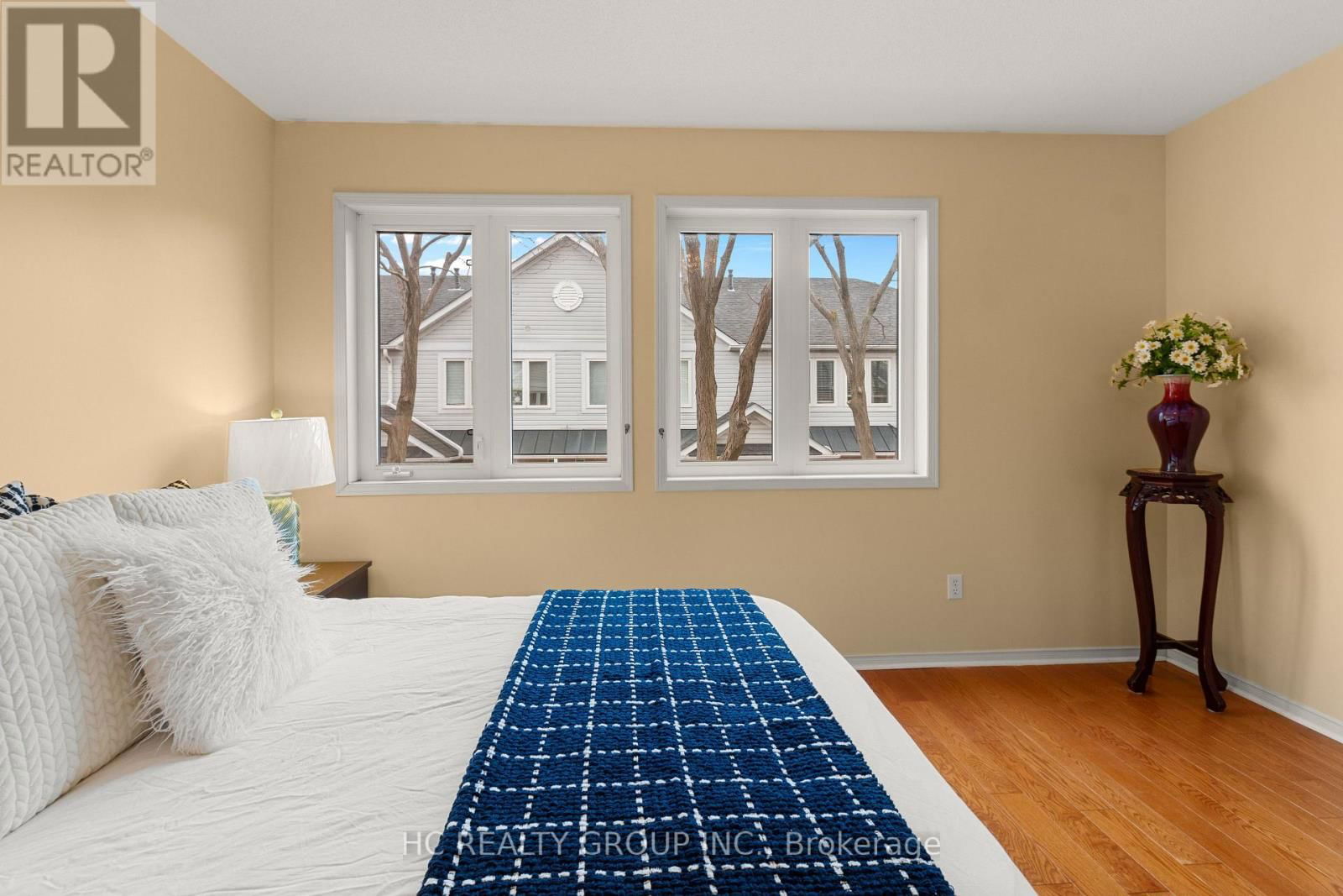 535 - 83 MONDEO DRIVE Image 20