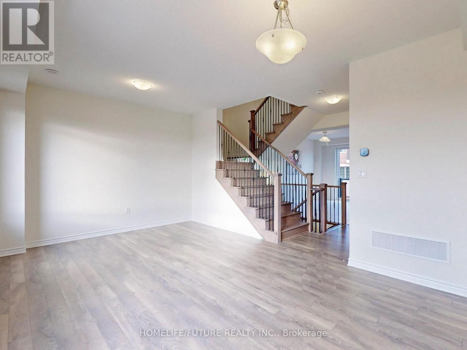 3217 BRIGADIER AVENUE Image 13