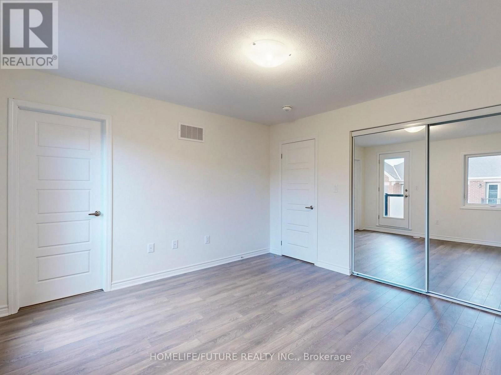 3217 BRIGADIER AVENUE Image 28