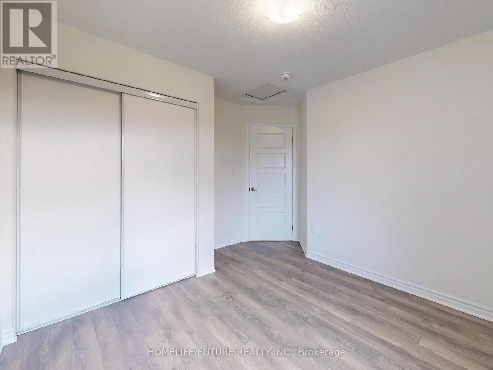 3217 BRIGADIER AVENUE Image 34