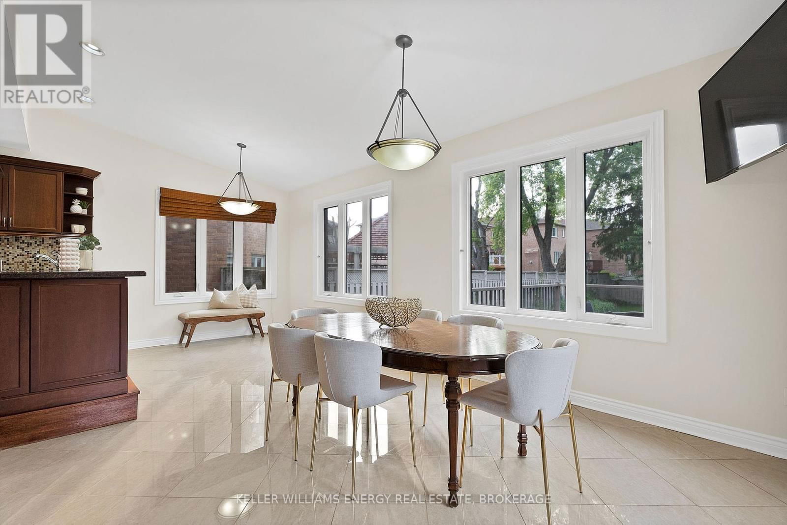 36 EVENWOOD AVENUE Image 10