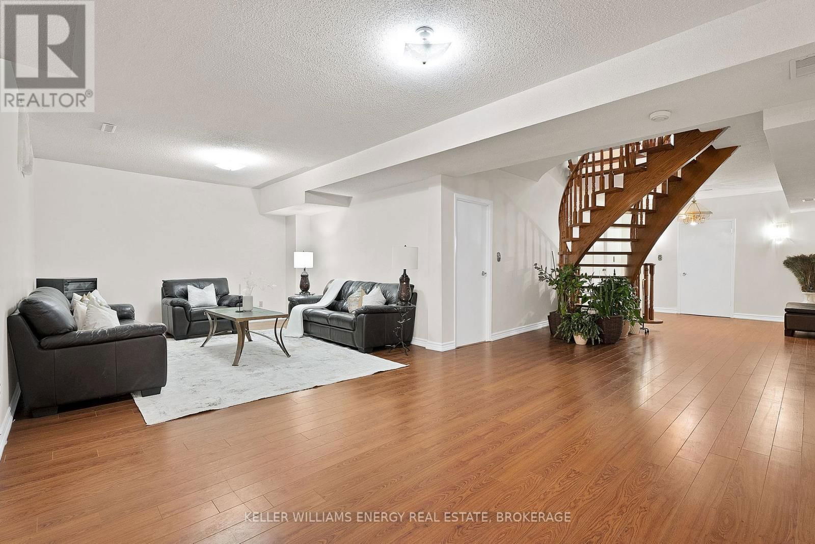 36 EVENWOOD AVENUE Image 30
