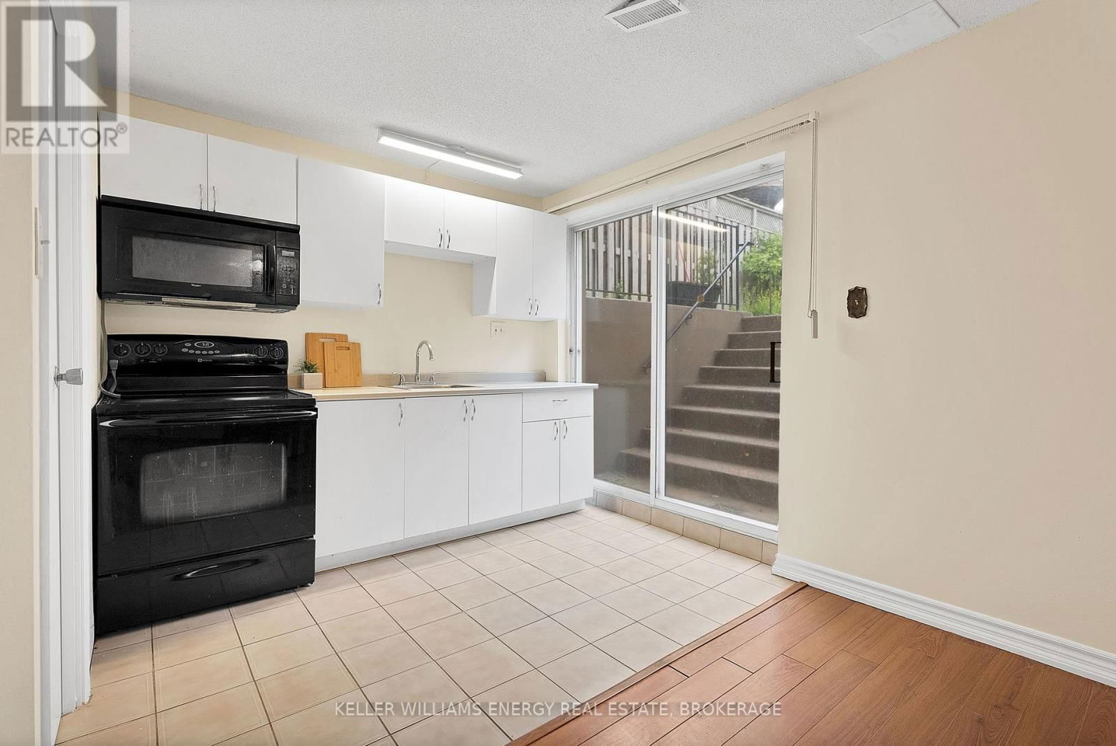 36 EVENWOOD AVENUE Image 32
