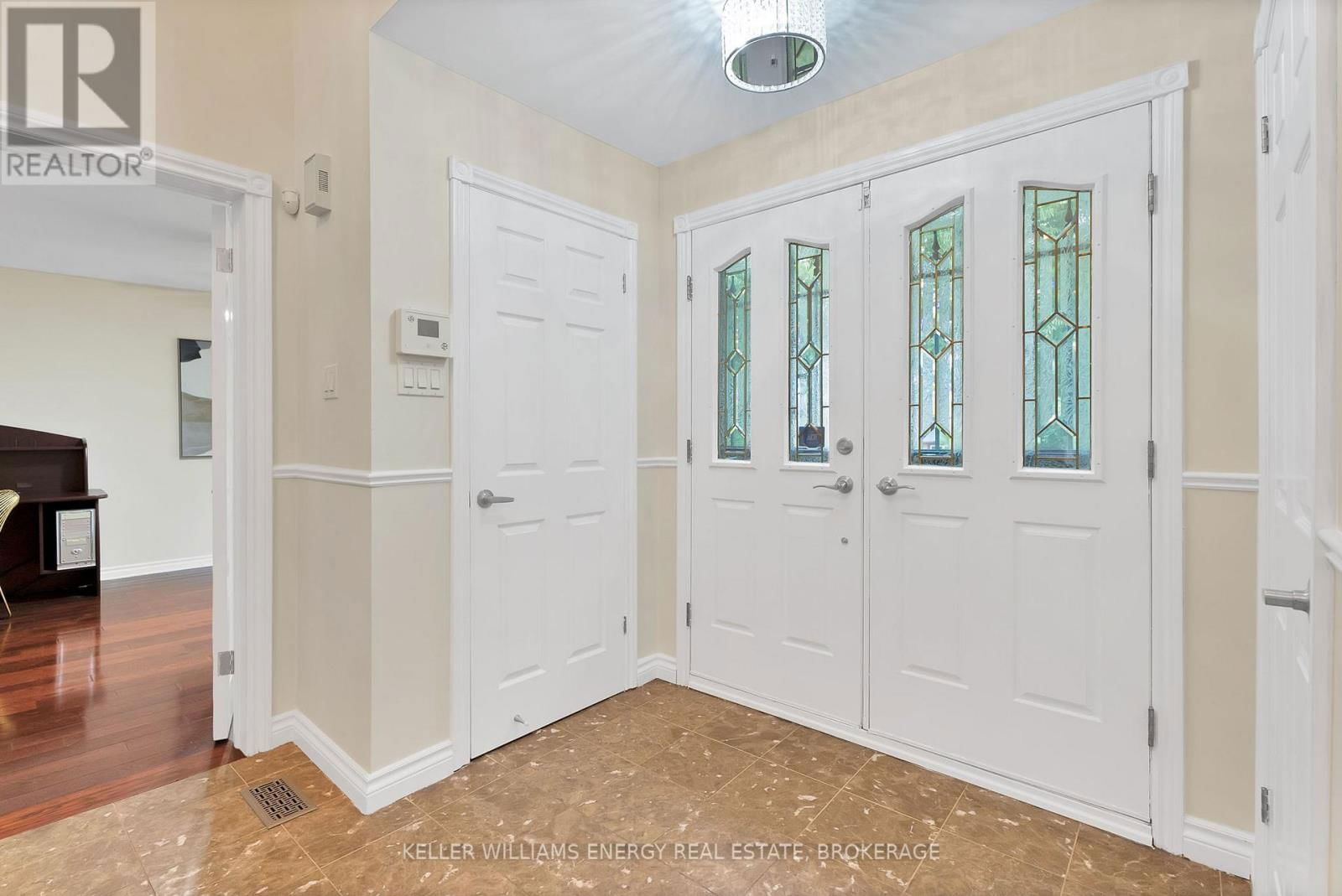 36 EVENWOOD AVENUE Image 4