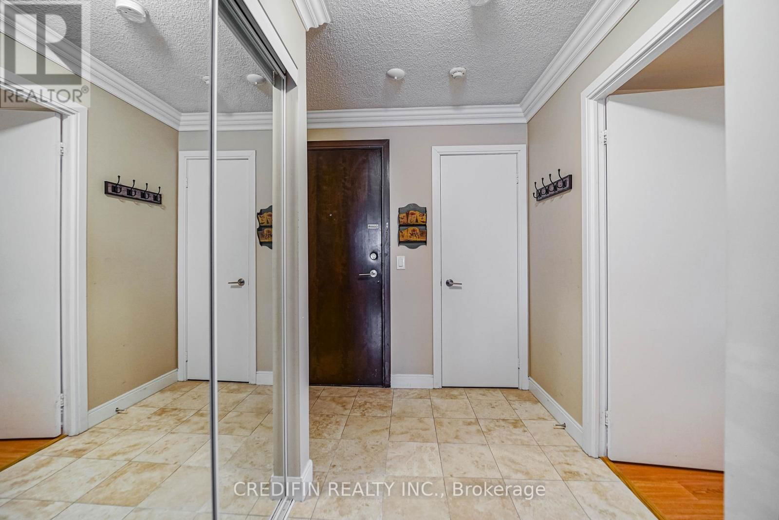 1118 - 238 BONIS AVENUE Image 8