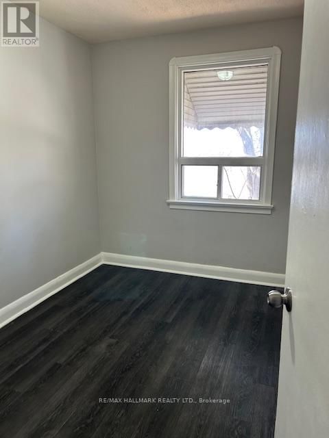 Main - 47 BOYCE AVENUE Image 9