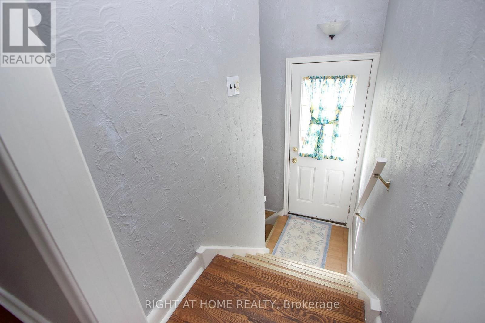 485 FAIRLEIGH AVENUE Image 19