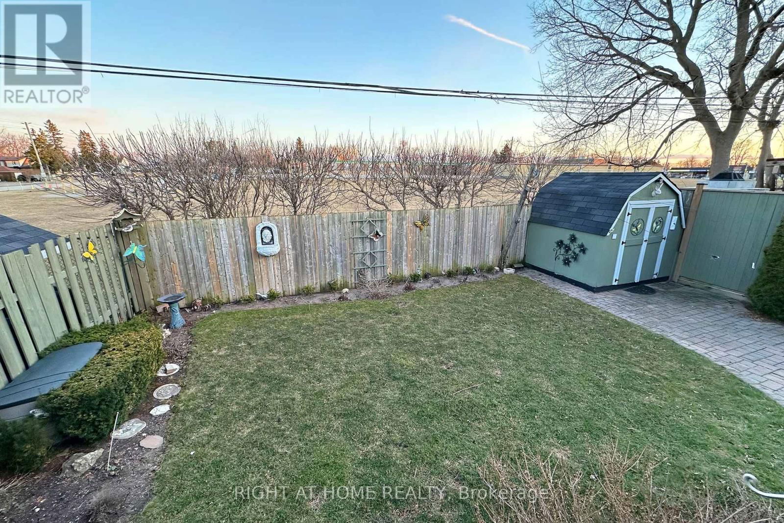 485 FAIRLEIGH AVENUE Image 24