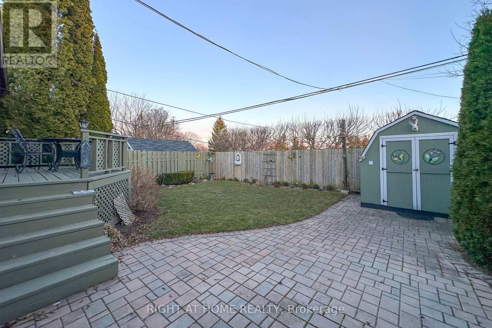 485 FAIRLEIGH AVENUE Image 27