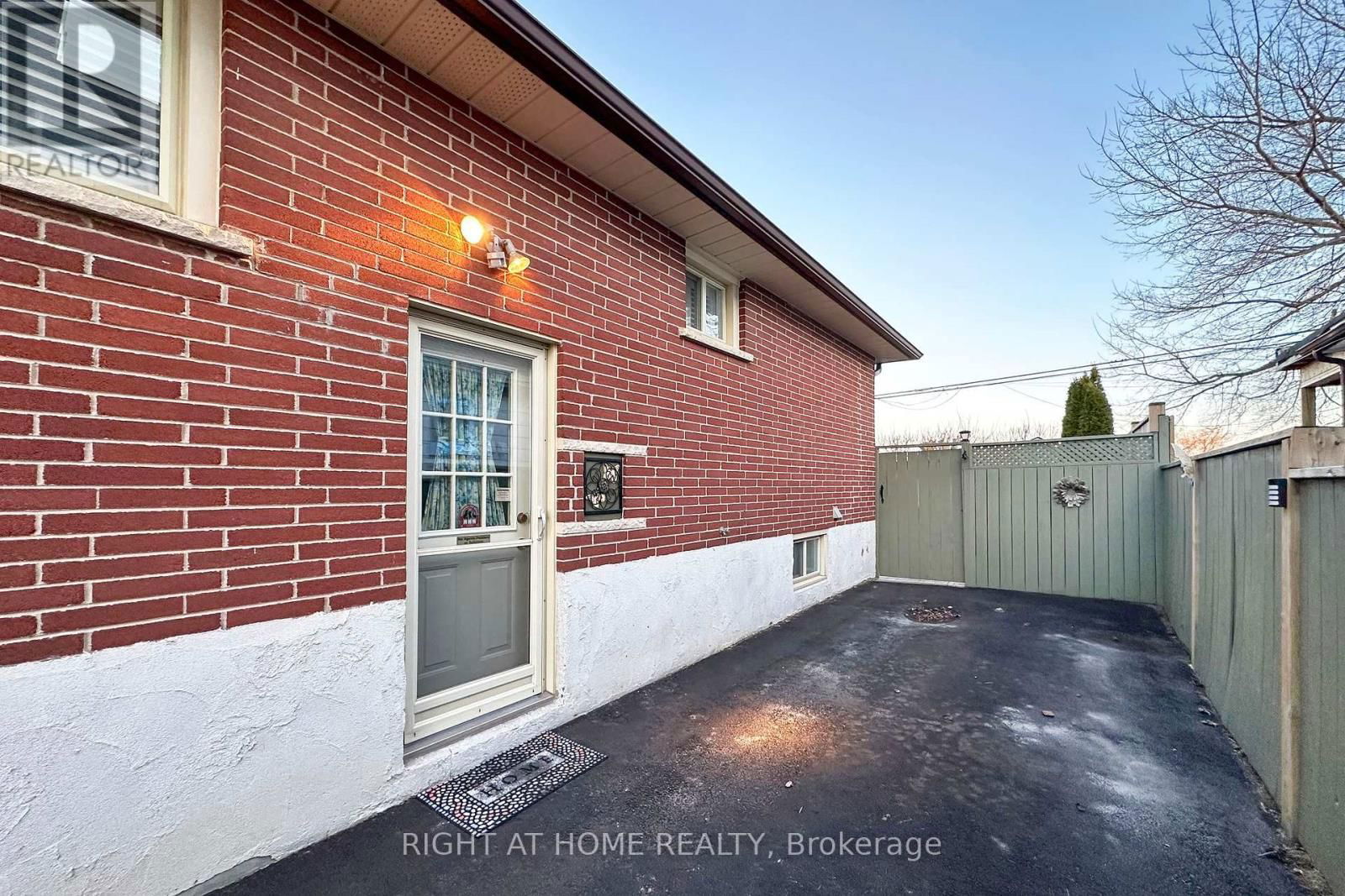 485 FAIRLEIGH AVENUE Image 3