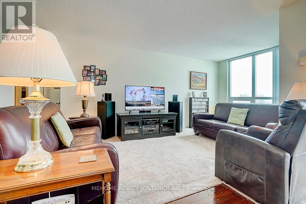 2906 - 88 GRANGEWAY AVENUE Image 11