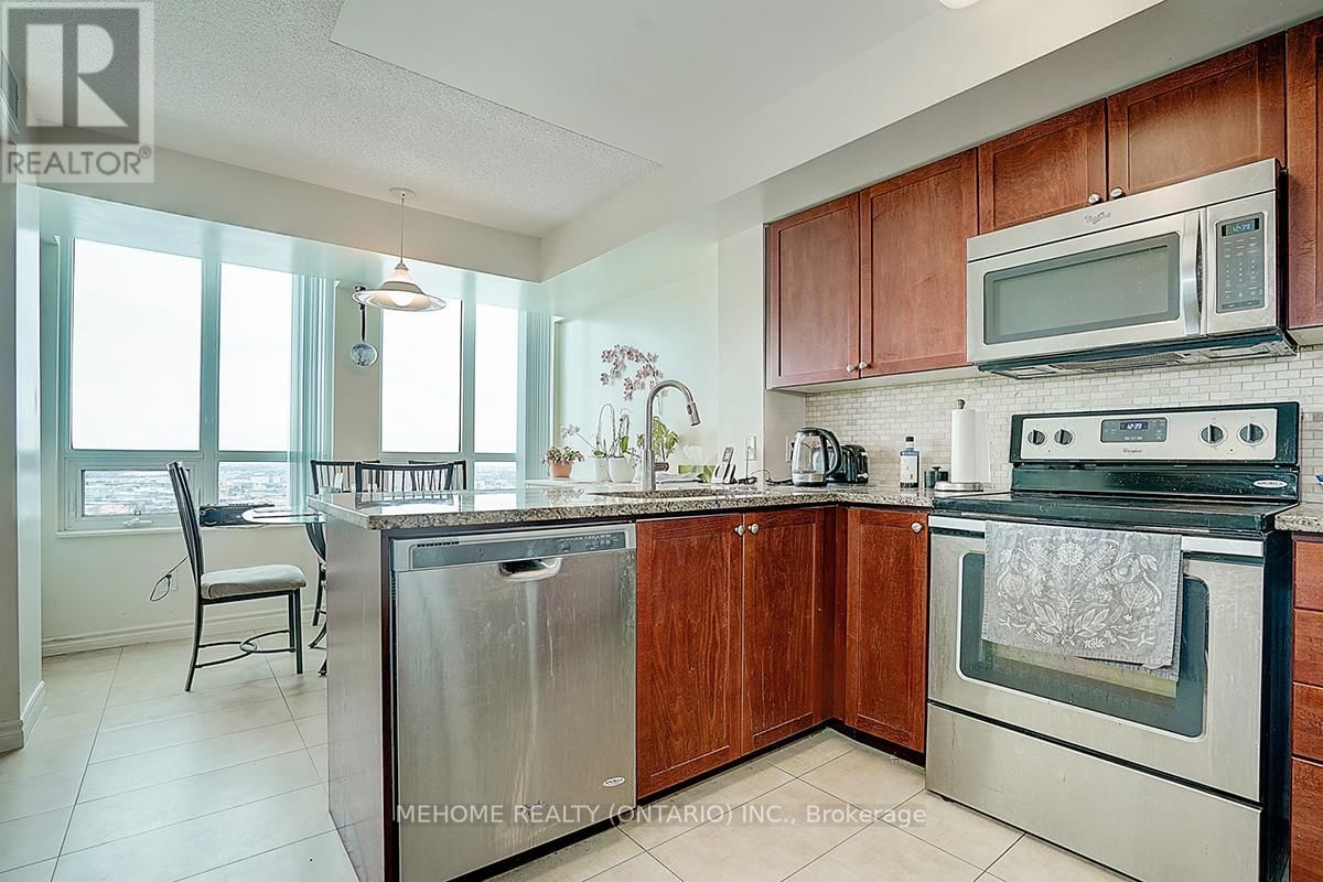 2906 - 88 GRANGEWAY AVENUE Image 15