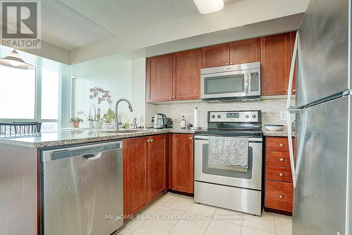 2906 - 88 GRANGEWAY AVENUE Image 16