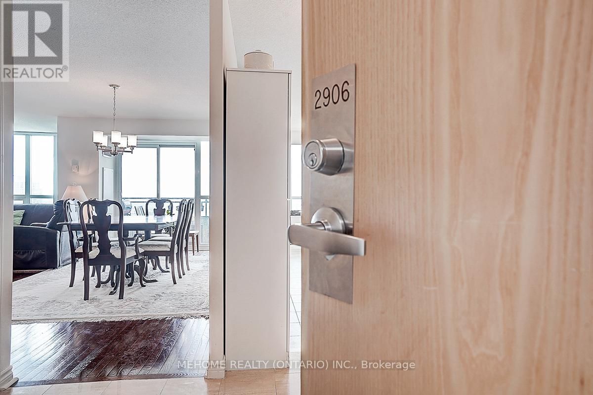 2906 - 88 GRANGEWAY AVENUE Image 4