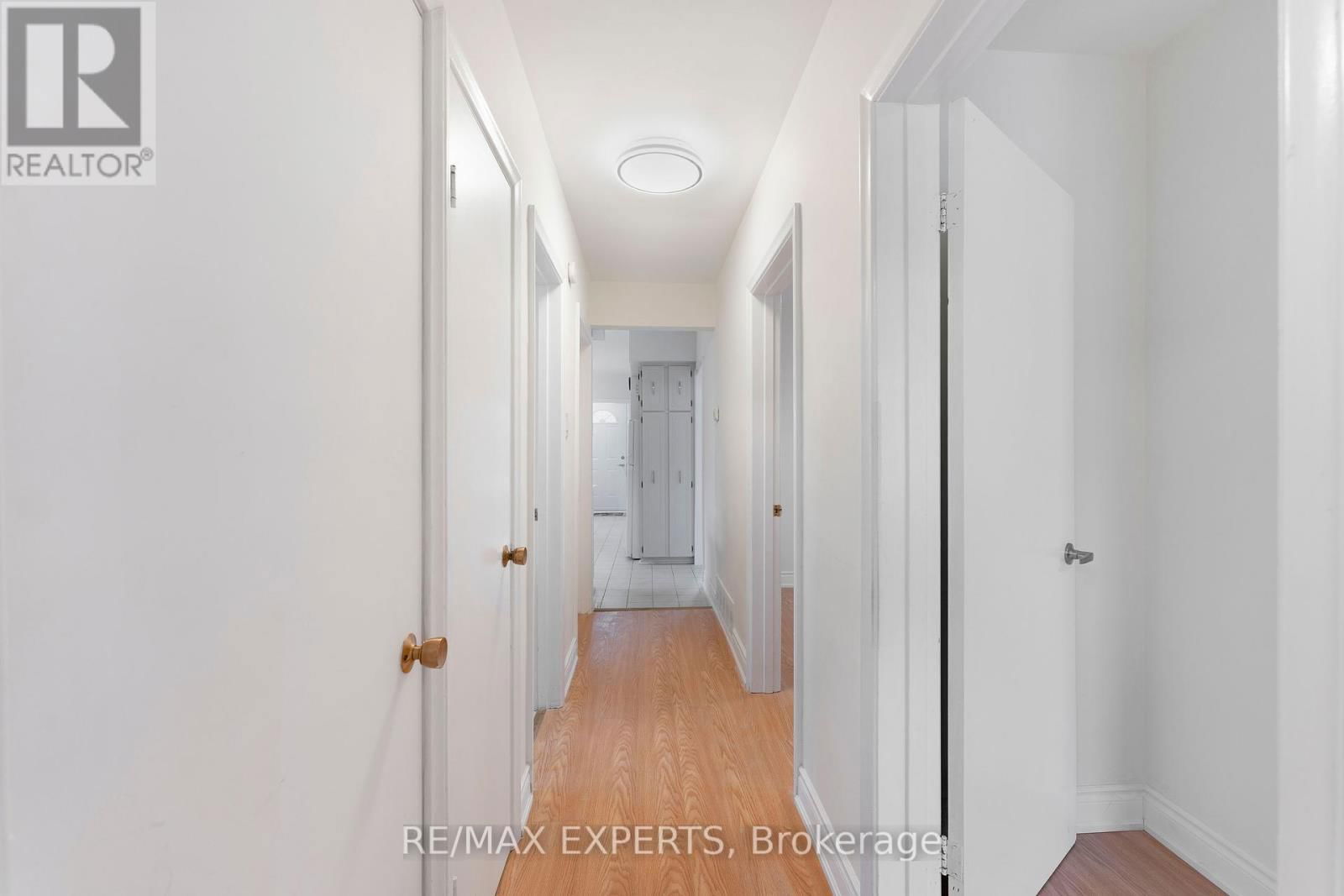 MAIN - 4 DEMPSTER STREET Image 18
