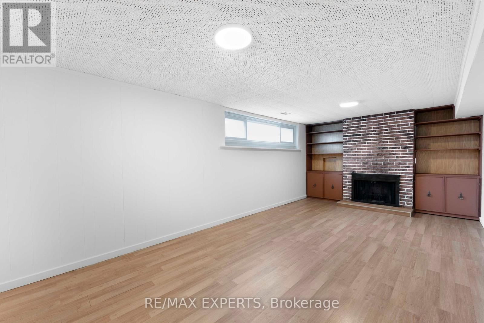BSMT - 4 DEMPSTER STREET Image 2