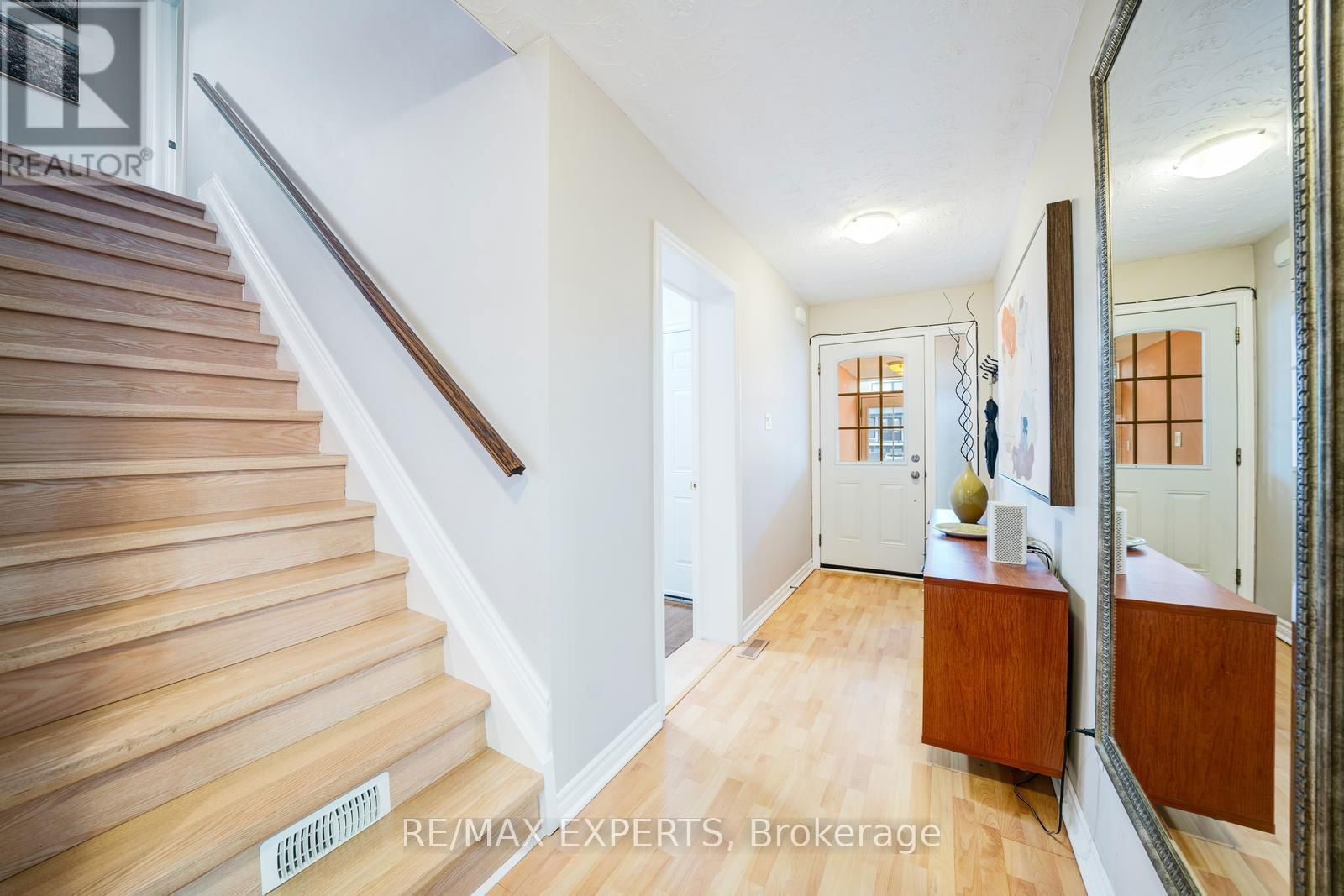 56 HOMESTEAD ROAD Image 8