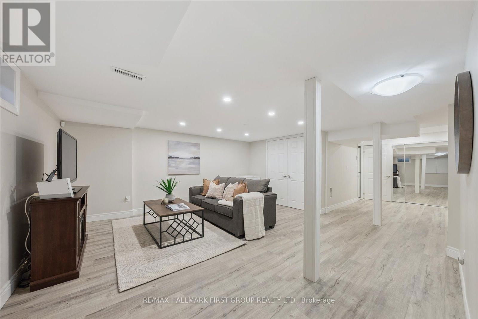 1801 WALNUT LANE Image 22