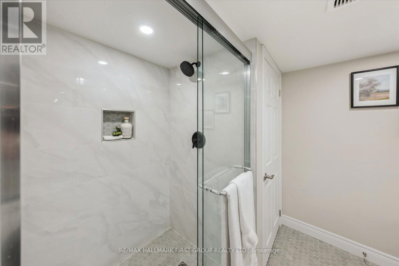 1801 WALNUT LANE Image 26