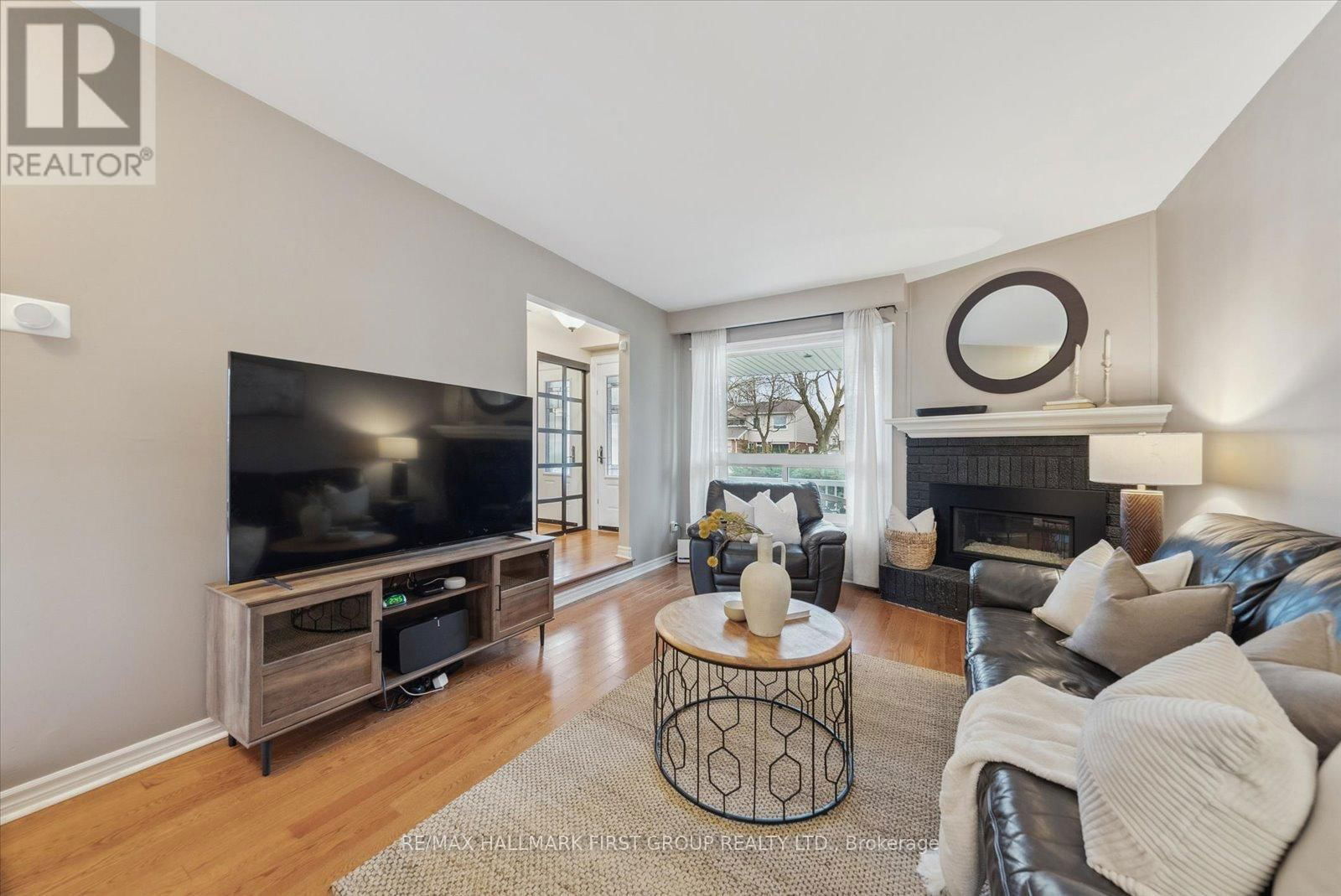 1801 WALNUT LANE Image 7