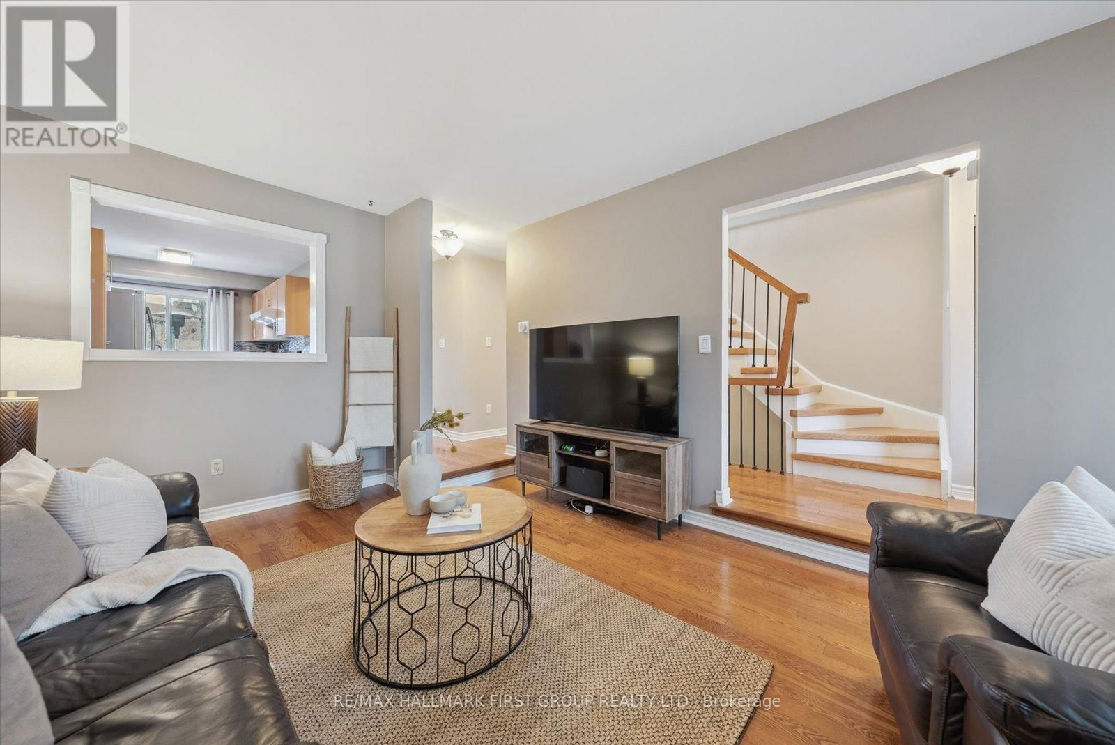 1801 WALNUT LANE Image 9