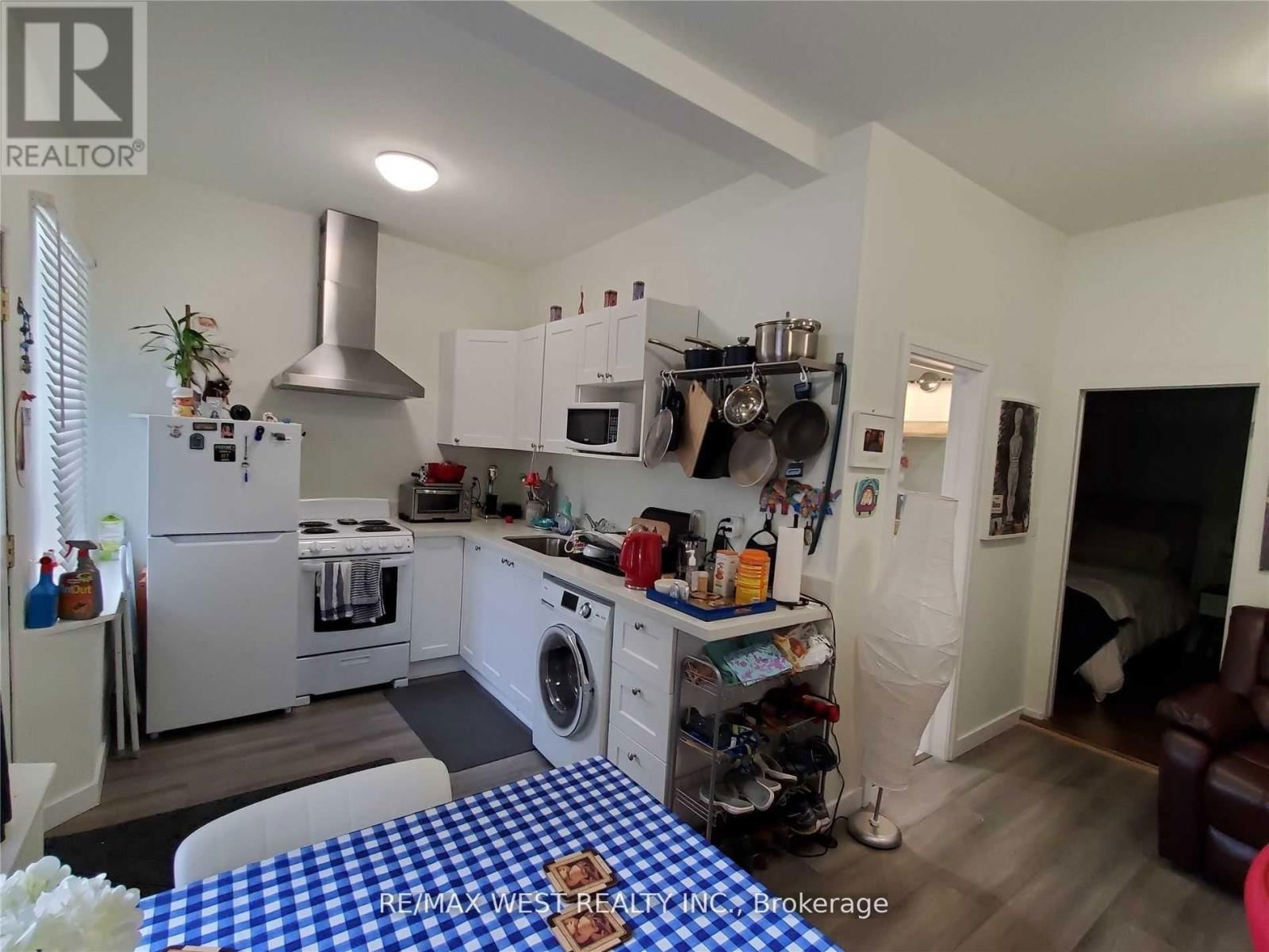 1 - 66 DAGMAR AVENUE Image 5