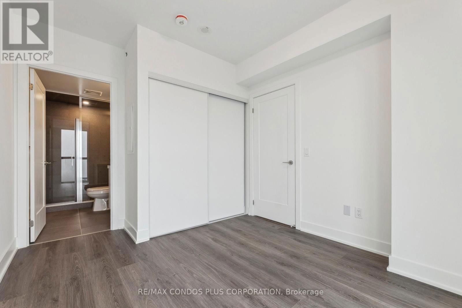 2404 - 2545 SIMCOE STREET NORTH Image 12