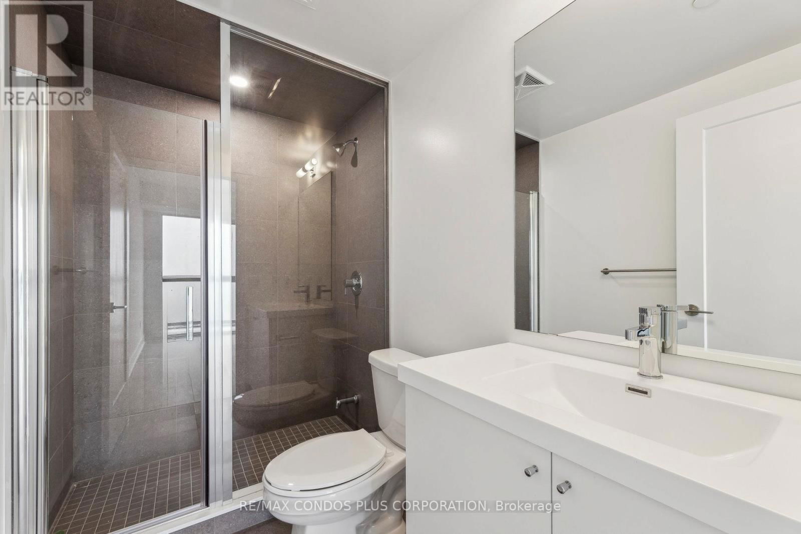 2404 - 2545 SIMCOE STREET NORTH Image 16