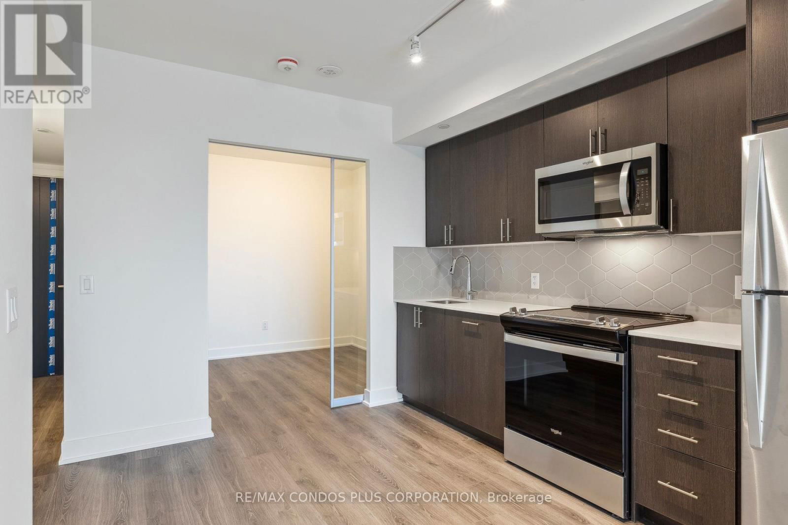 2404 - 2545 SIMCOE STREET NORTH Image 5