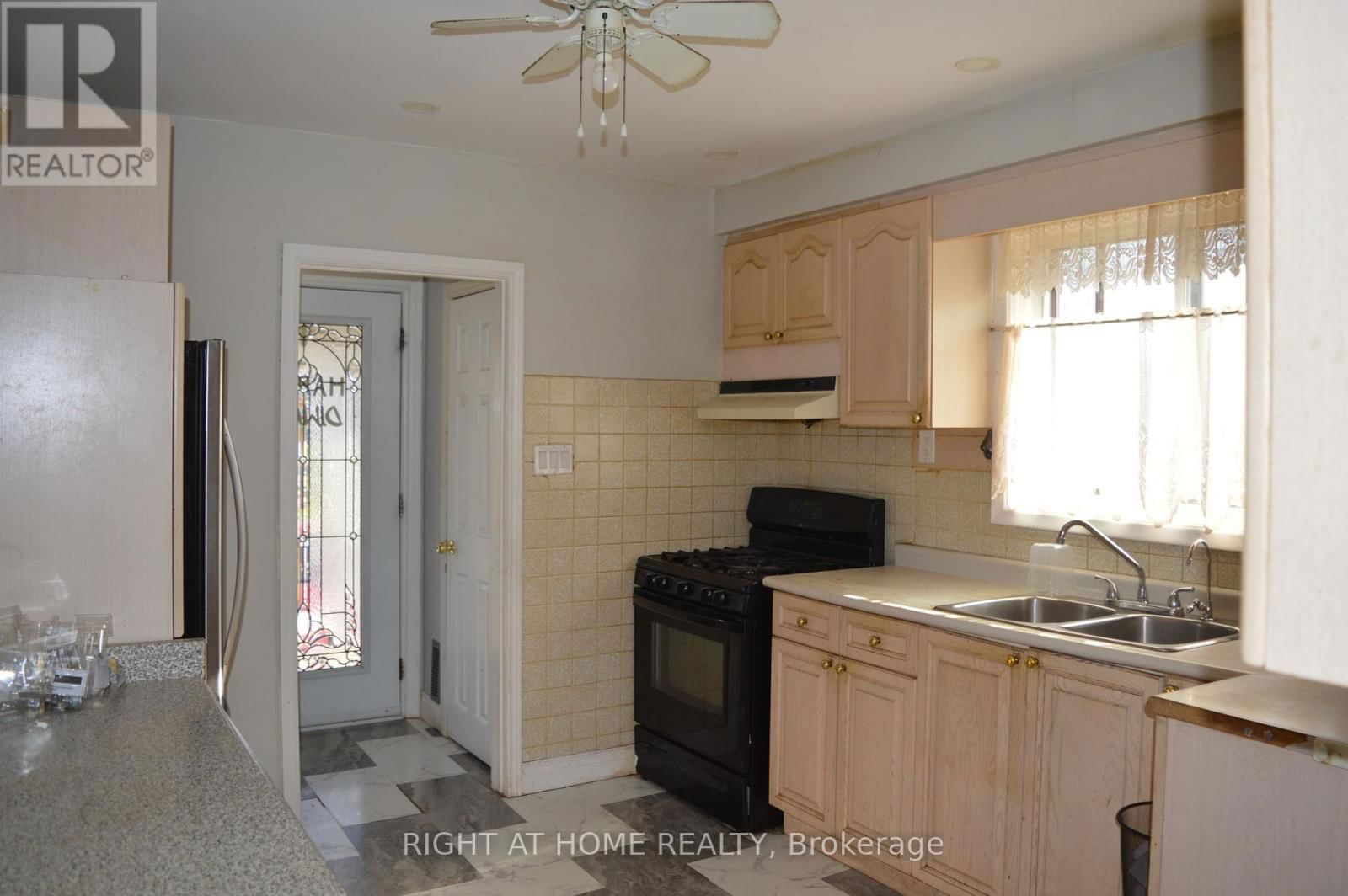 36 DELAWANA DRIVE Image 11