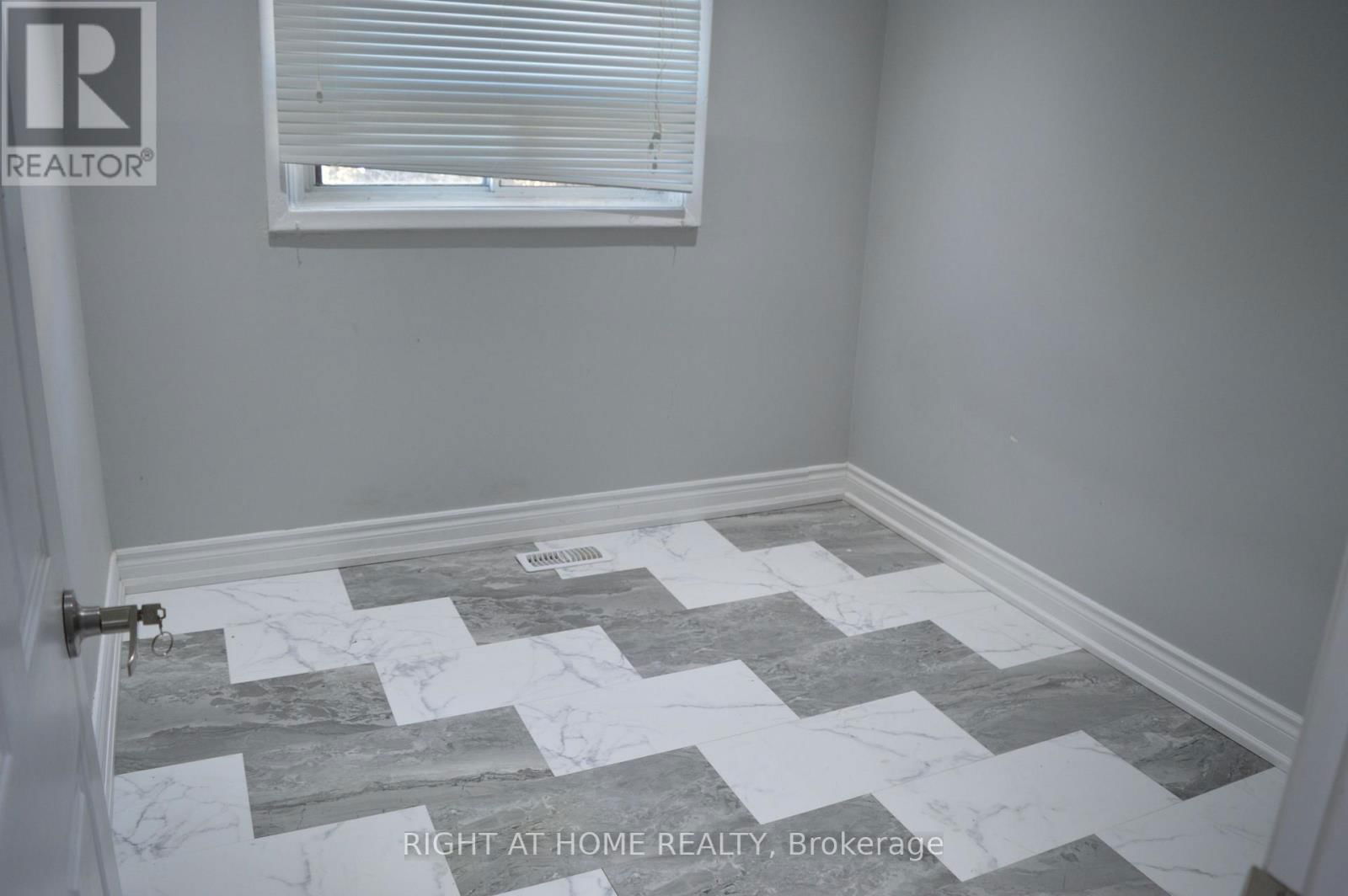 36 DELAWANA DRIVE Image 14