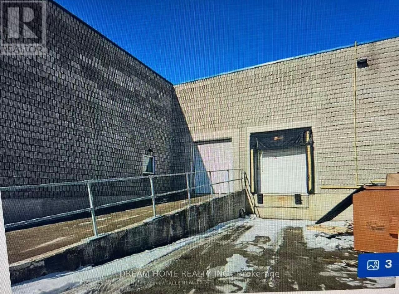 8-9 - 40 IRONSIDE CRESCENT Image 3