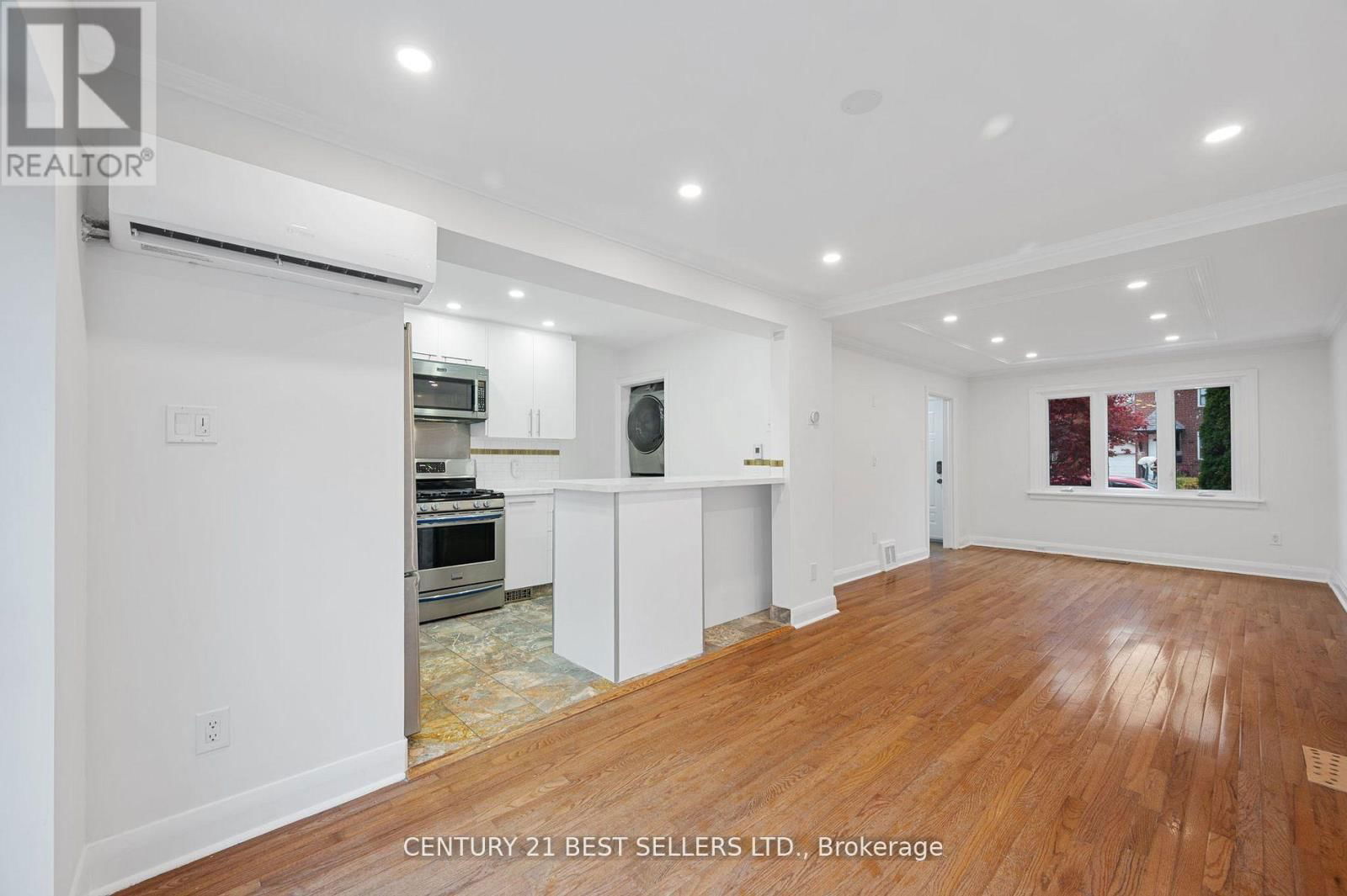 51 HERTLE AVENUE Image 12