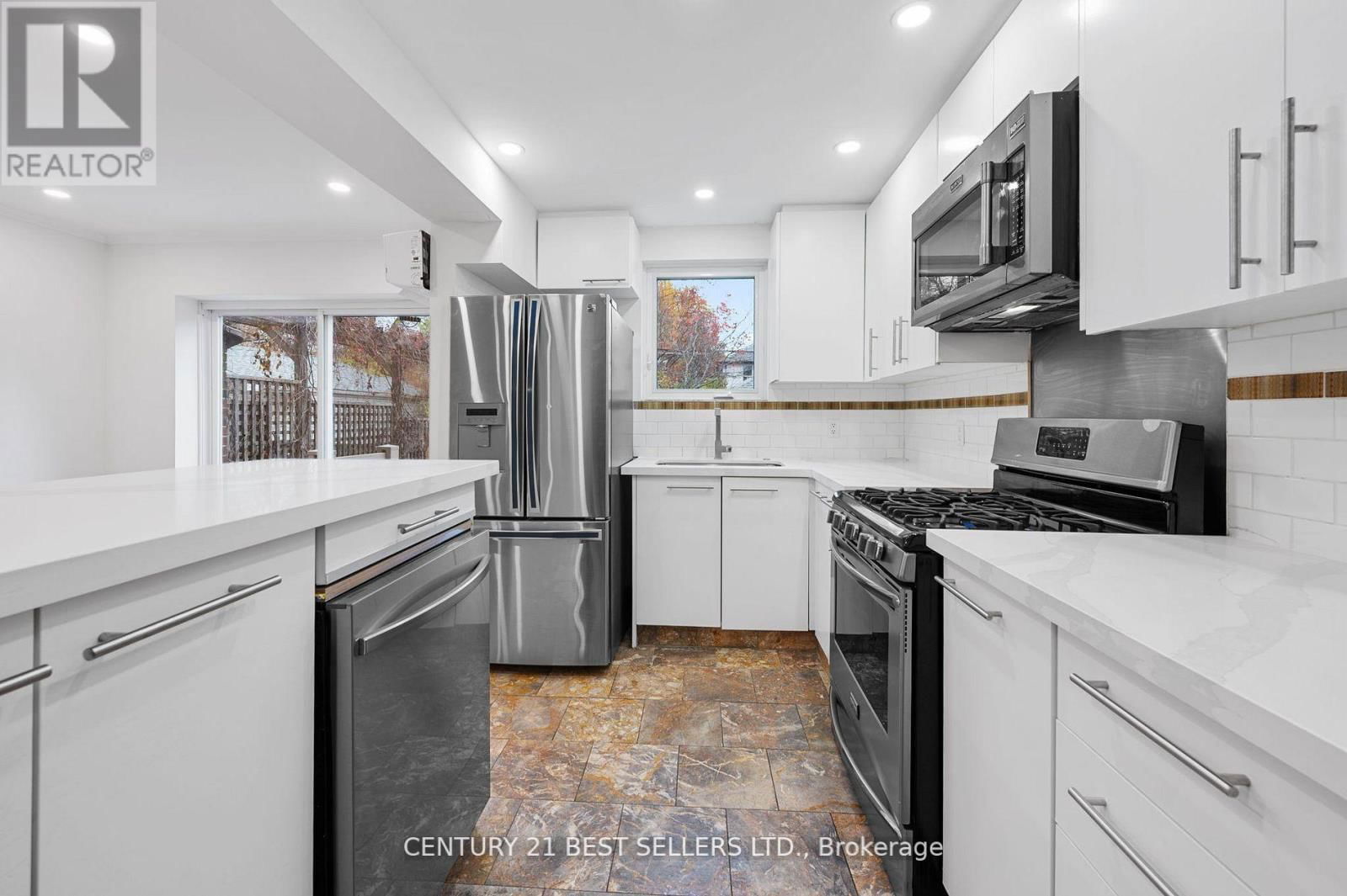 51 HERTLE AVENUE Image 15