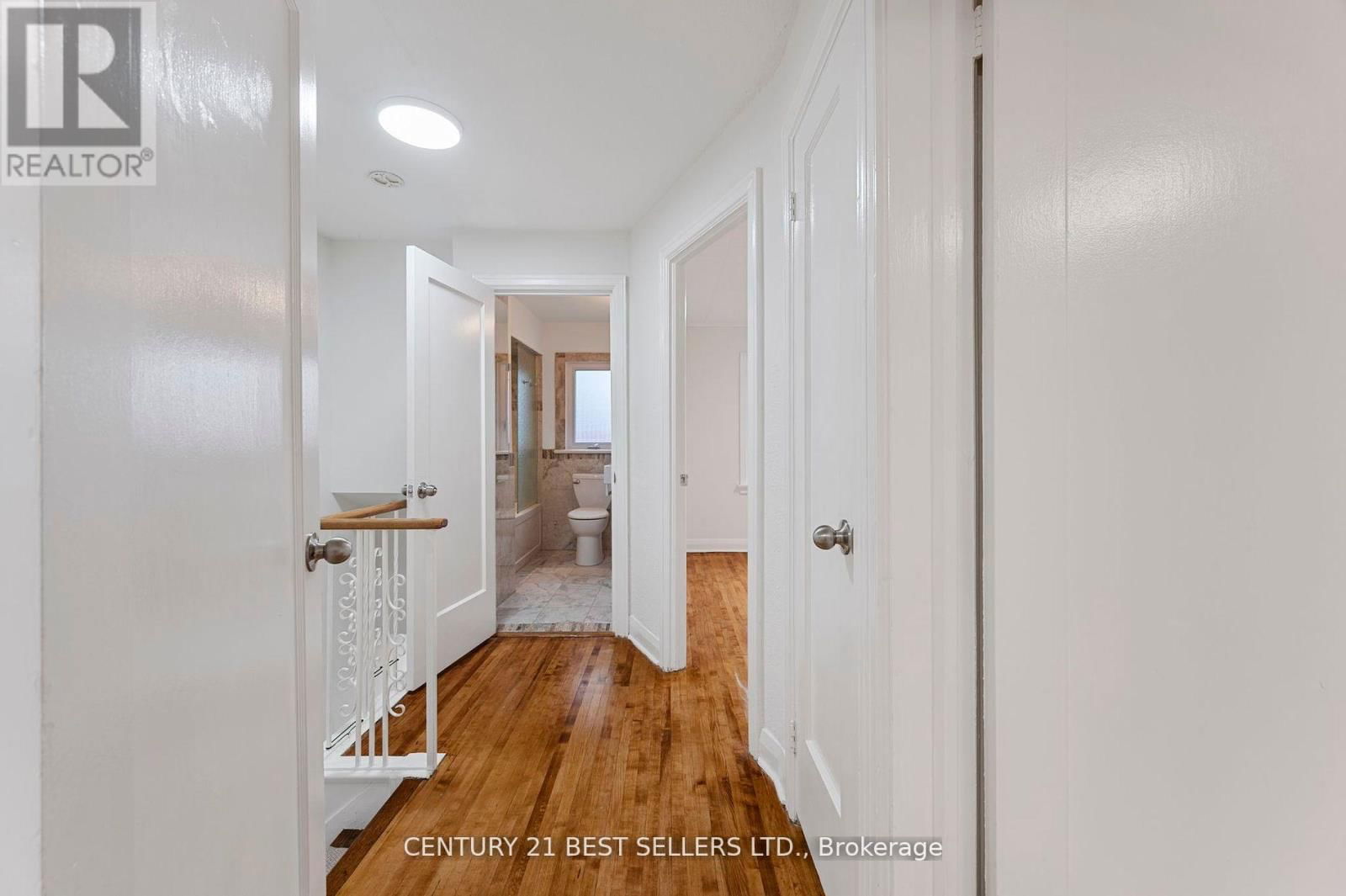 51 HERTLE AVENUE Image 24