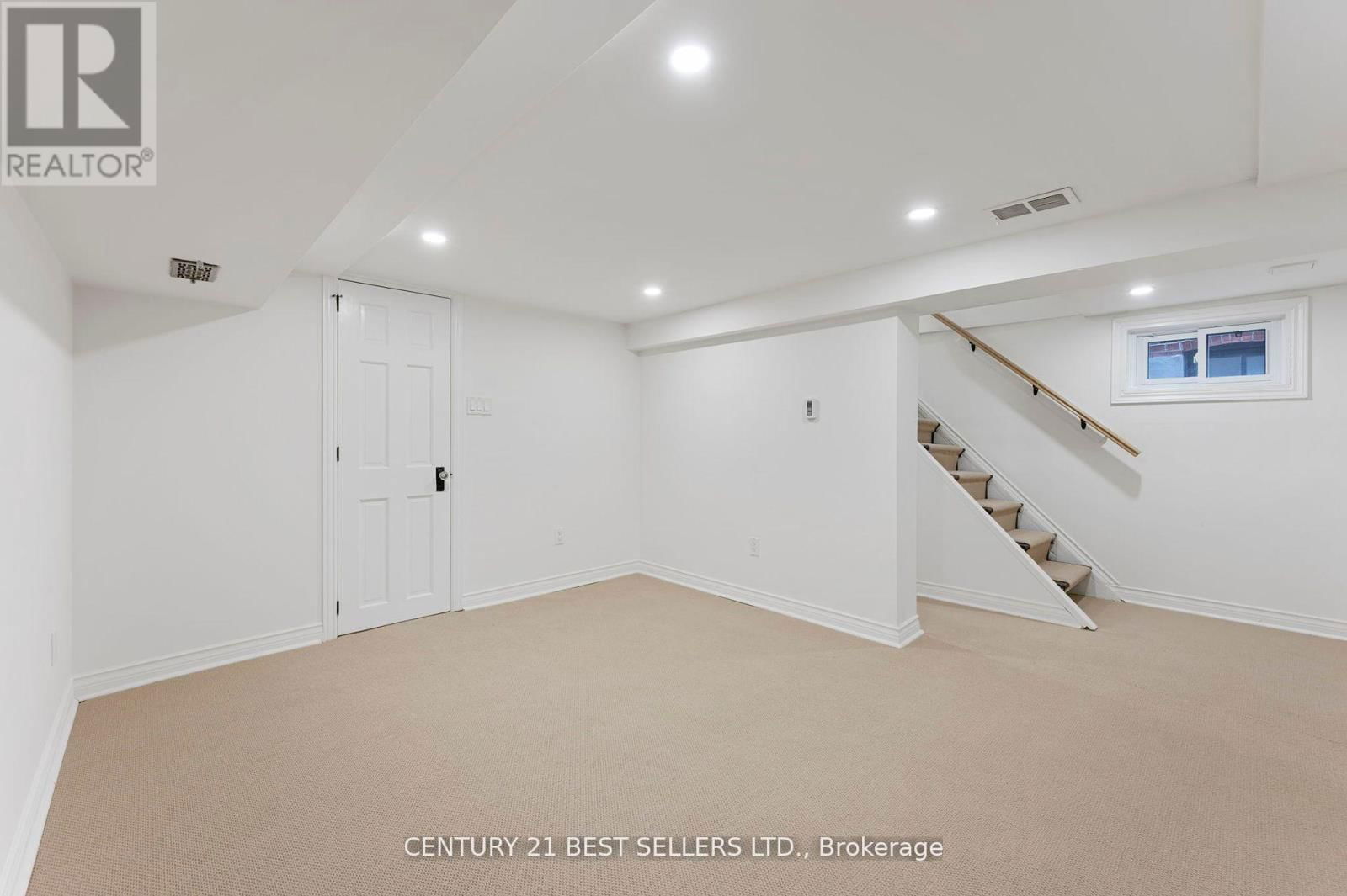 51 HERTLE AVENUE Image 26
