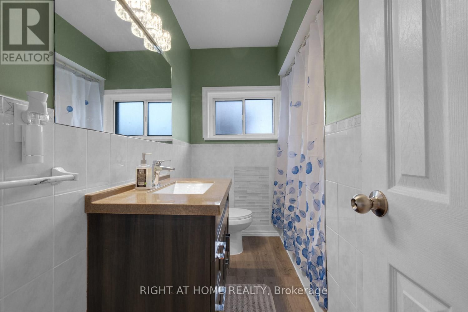 119 ROCHMAN BOULEVARD Image 10