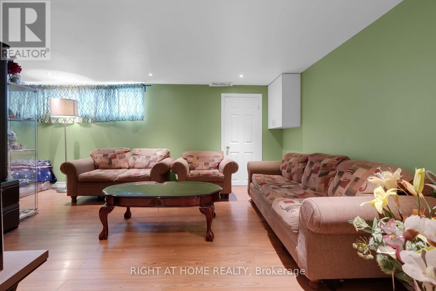 119 ROCHMAN BOULEVARD Image 11