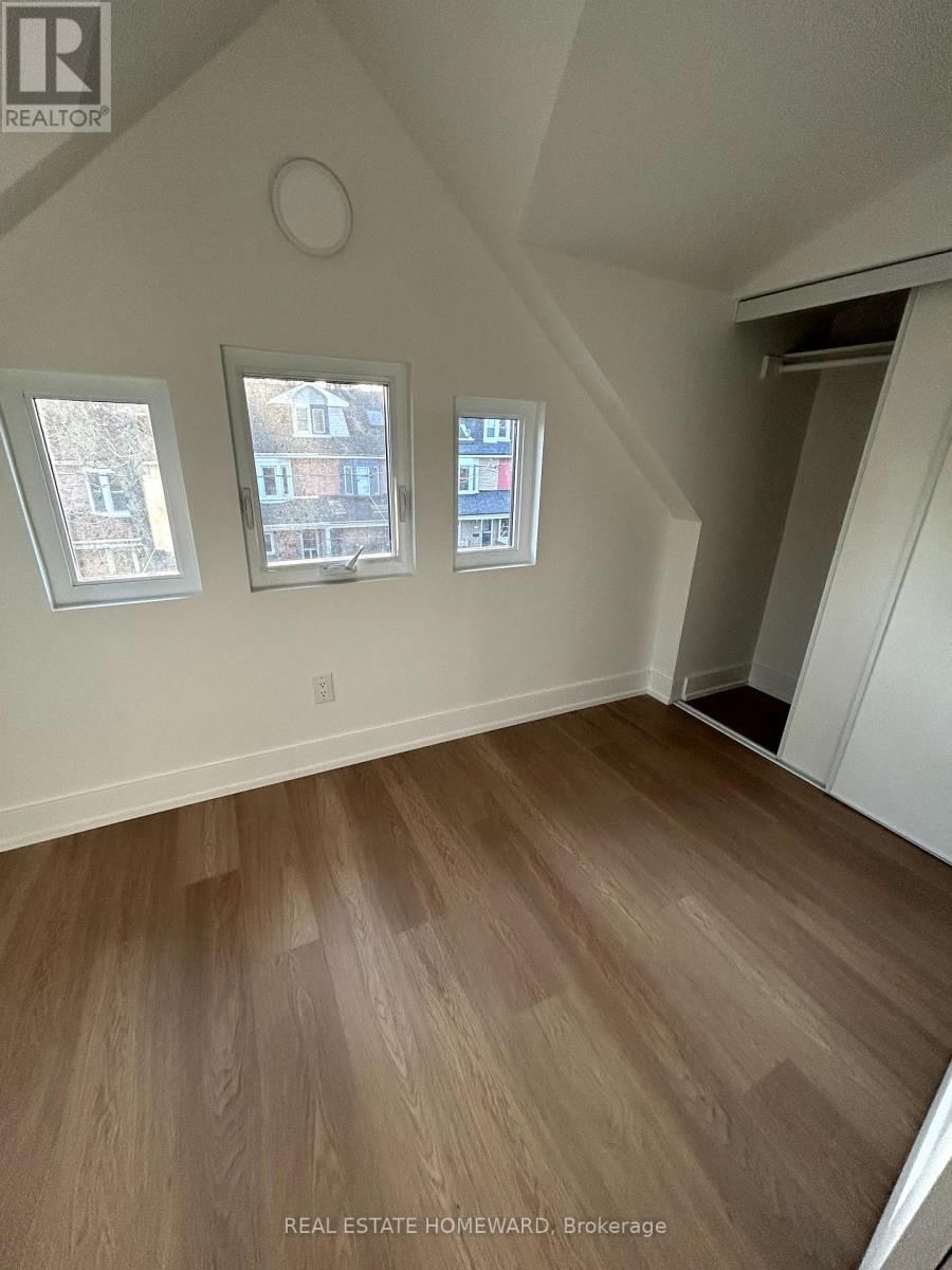 3 - 137 CURZON STREET Image 10