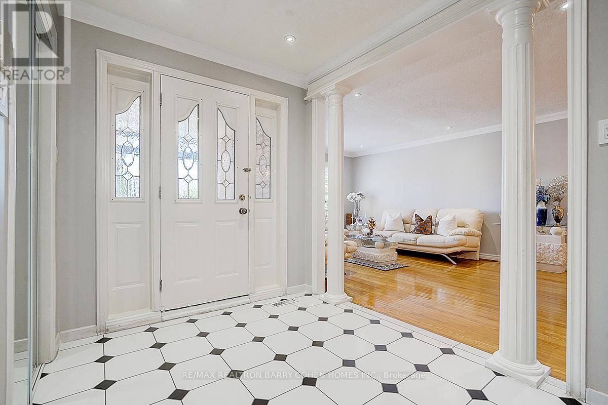 112 AGINCOURT DRIVE Image 2