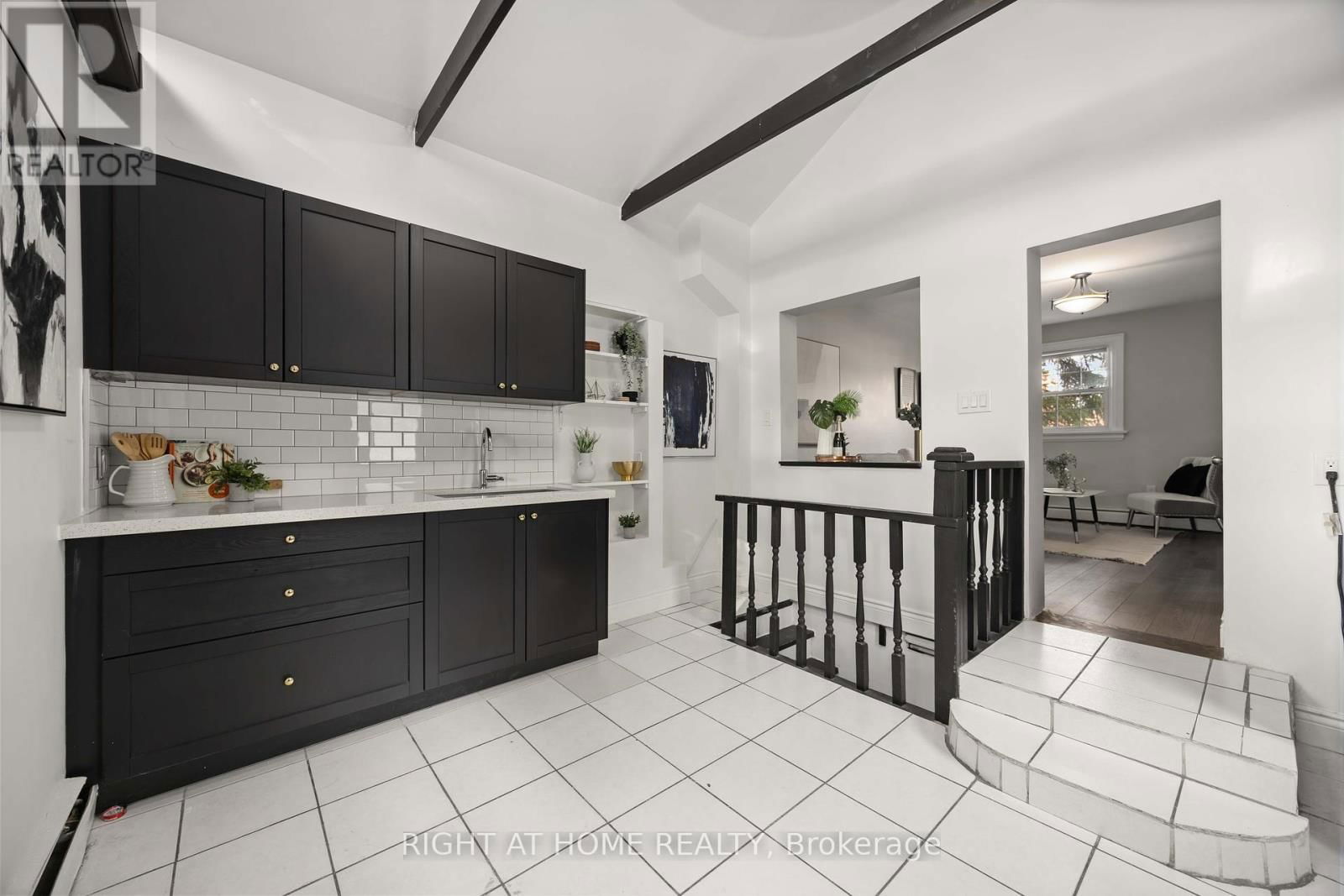 285 OLIVE AVENUE Image 20