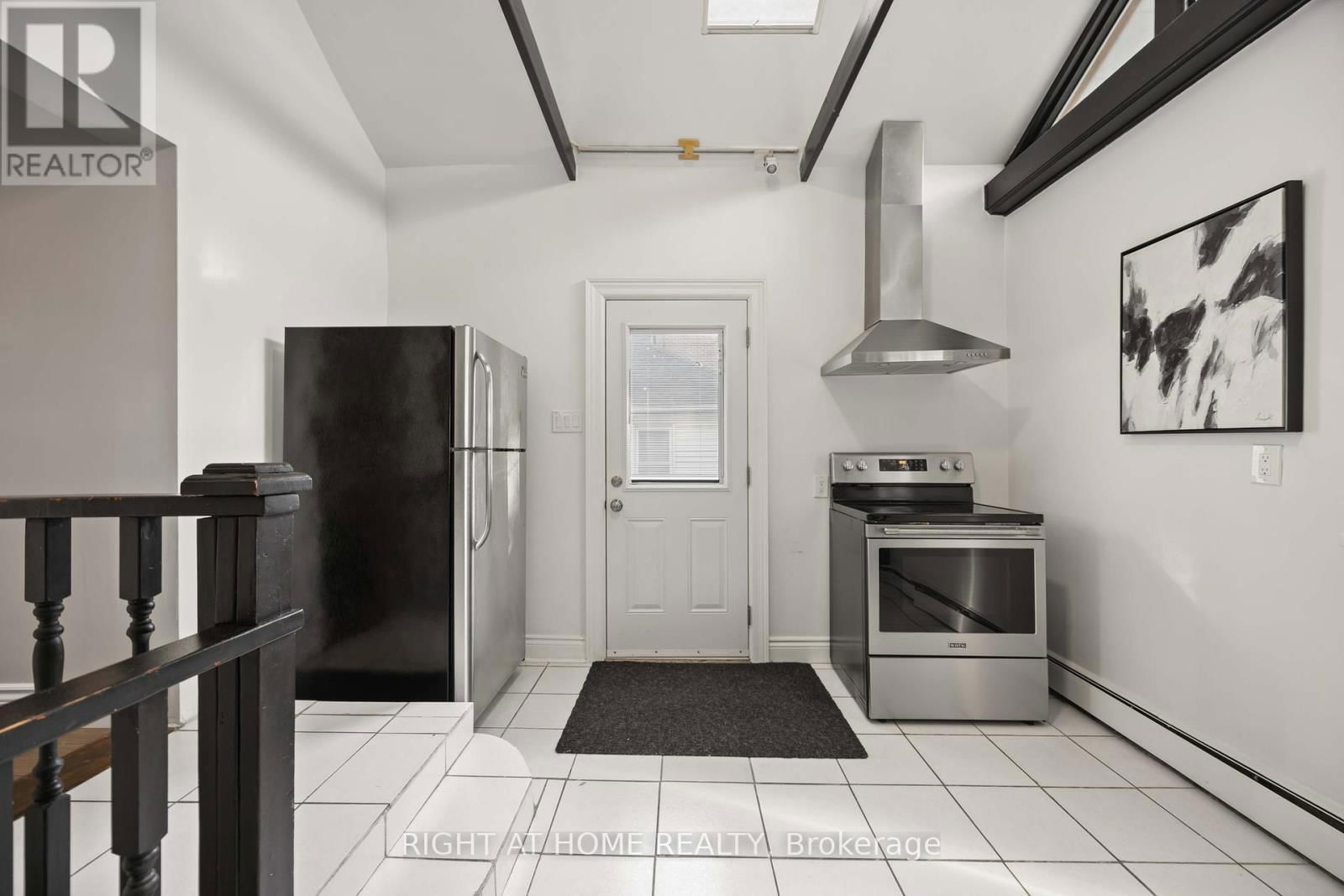 285 OLIVE AVENUE Image 23