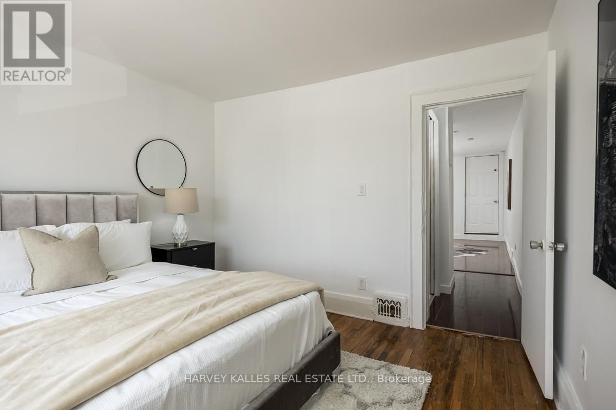 256 SAMMON AVENUE Image 15