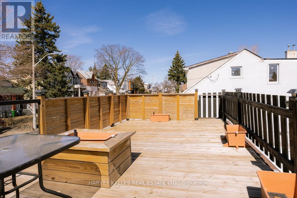 256 SAMMON AVENUE Image 20